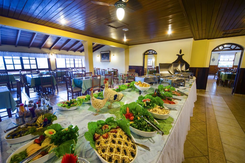 Pousada Dos Pinhos Hotel Pedra Azul  Bagian luar foto
