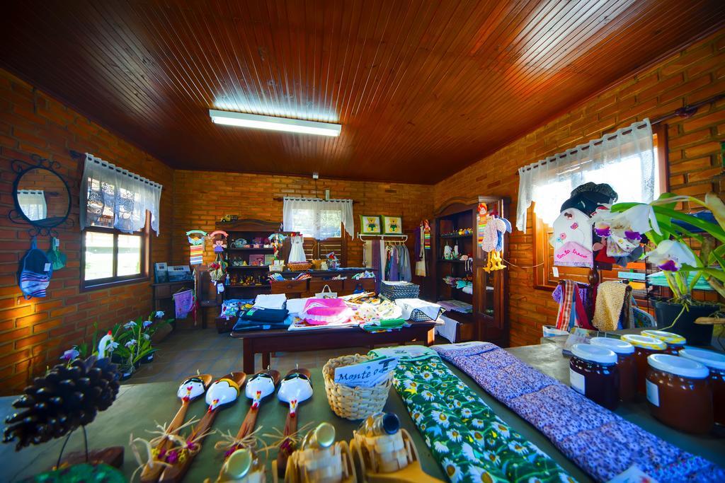 Pousada Dos Pinhos Hotel Pedra Azul  Bagian luar foto