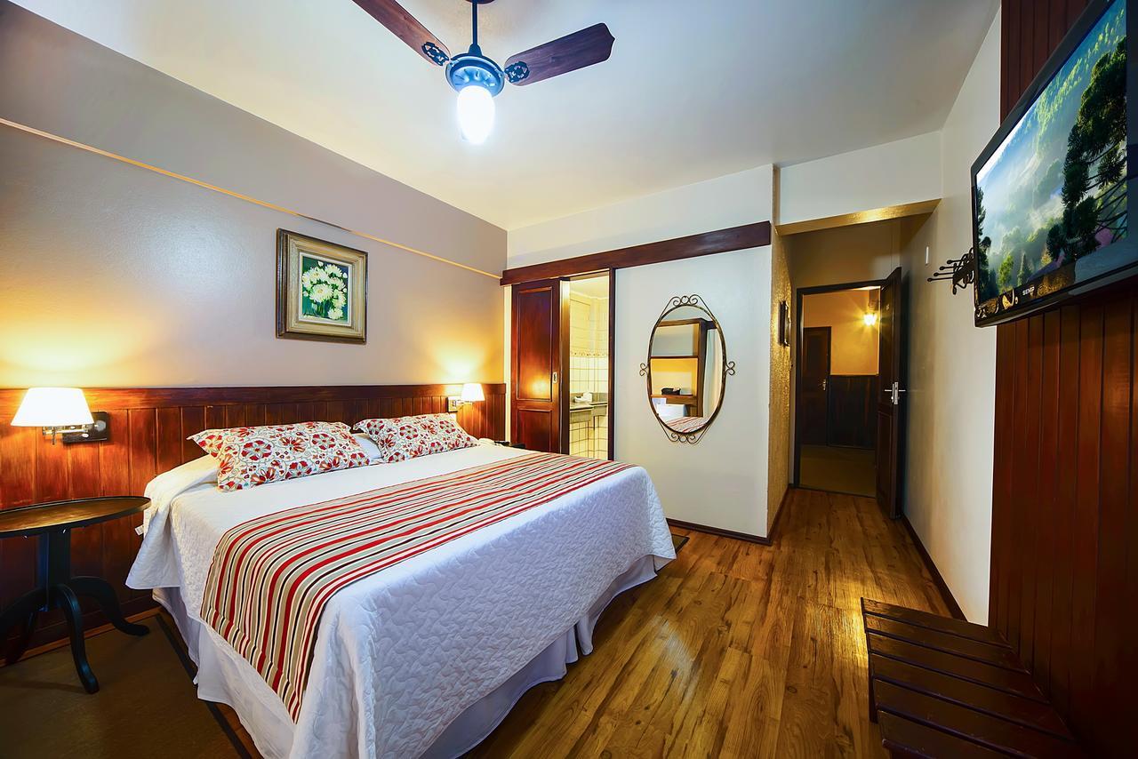 Pousada Dos Pinhos Hotel Pedra Azul  Bagian luar foto