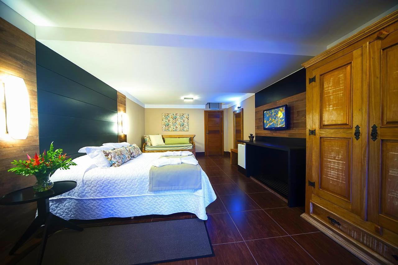 Pousada Dos Pinhos Hotel Pedra Azul  Bagian luar foto